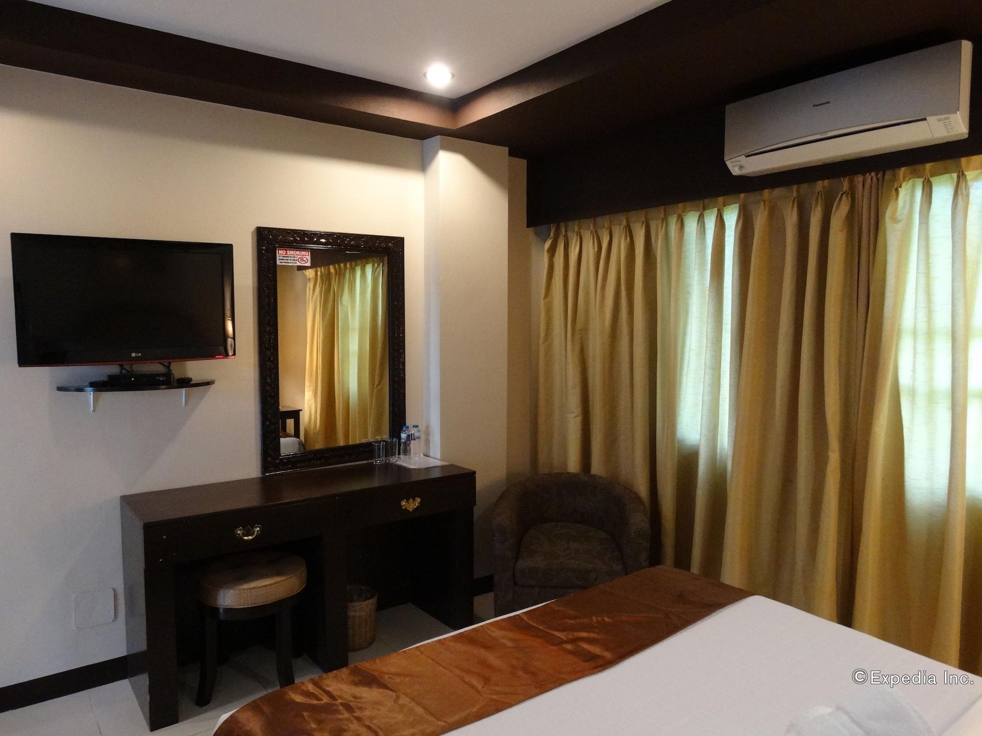 Peridot Suites Davao City Eksteriør billede