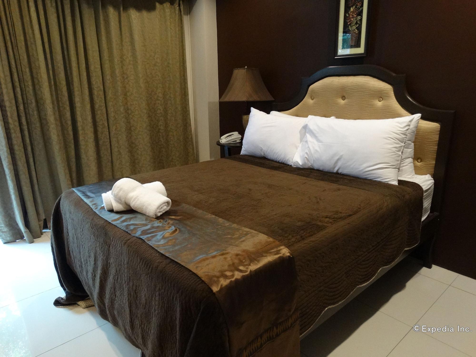 Peridot Suites Davao City Eksteriør billede