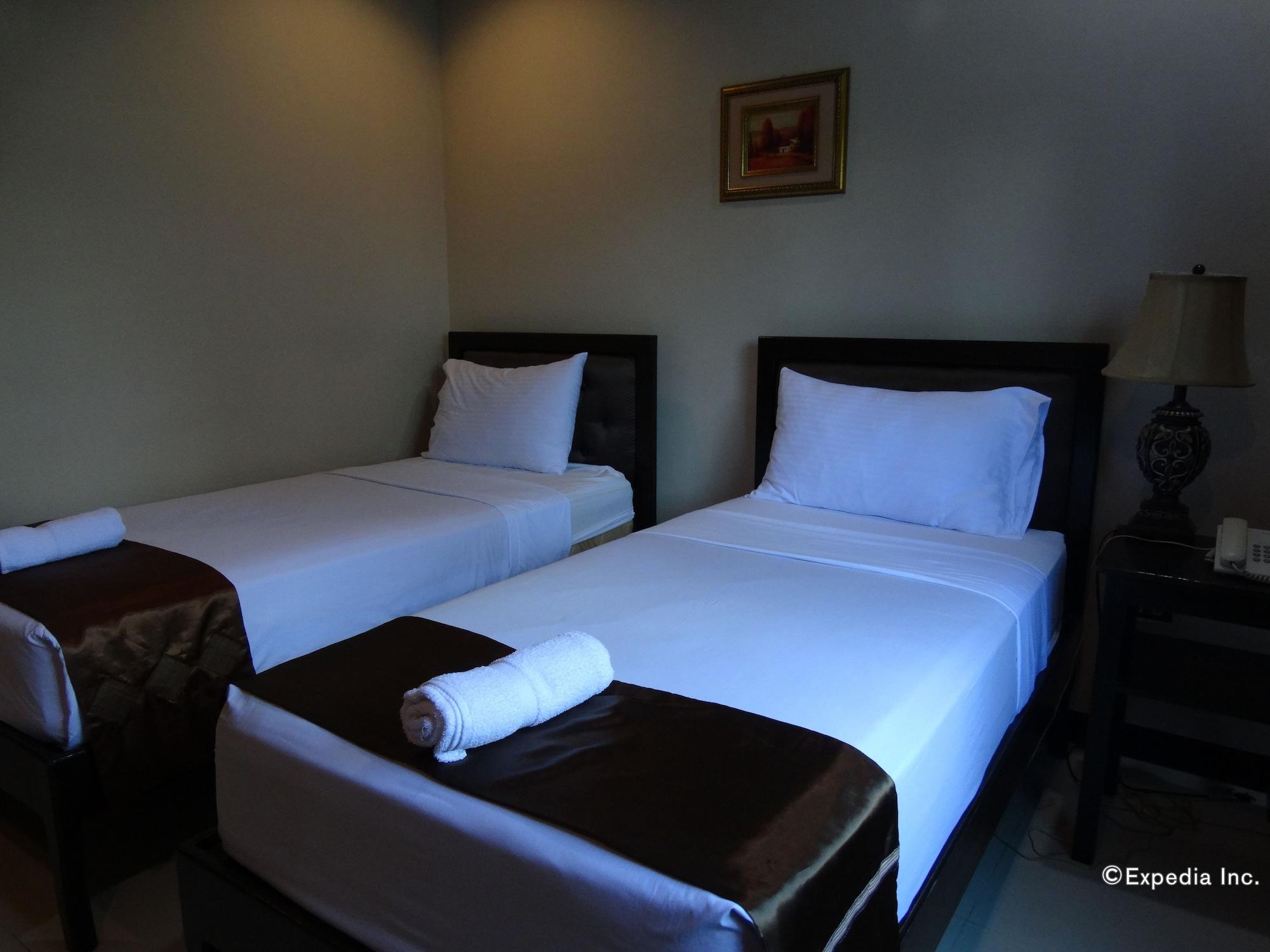 Peridot Suites Davao City Eksteriør billede