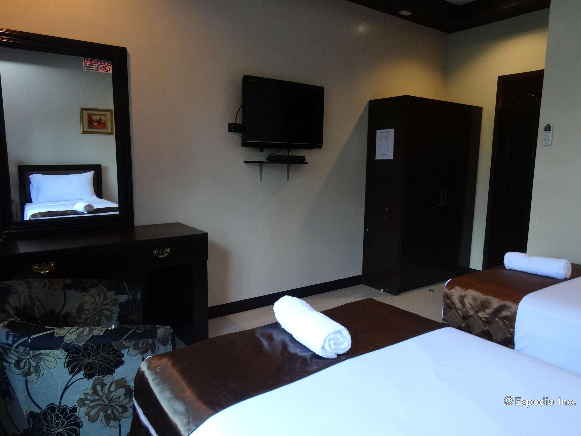 Peridot Suites Davao City Eksteriør billede
