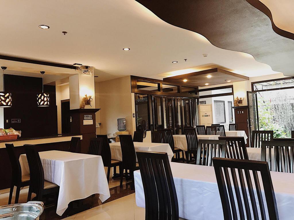 Peridot Suites Davao City Eksteriør billede